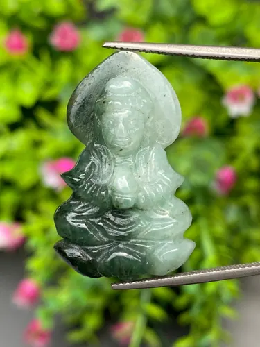 หยก Jadeite