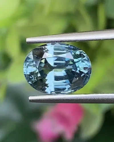 เพทาย Natural Zircon