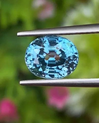 เพทาย Natural Zircon