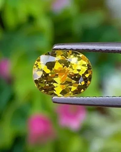 Natural Chrysoberyl