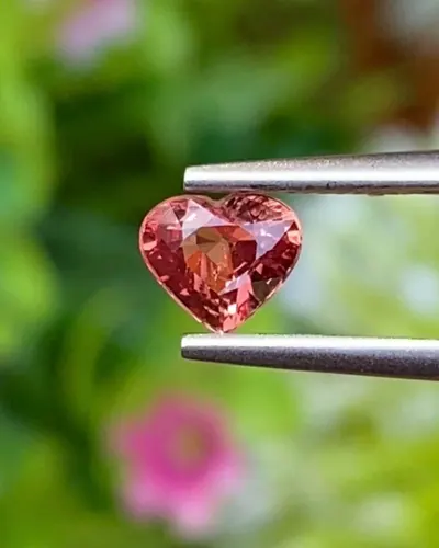 ออเรนจ์ แซฟไฟร์ Orange Sapphire