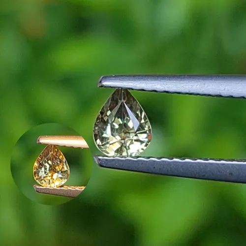 พลอยอเล็กซานไดร์ (Natural Alexandrite Chrysoberyl)