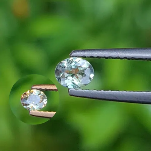 พลอยอเล็กซานไดร์ (Natural Alexandrite Chrysoberyl)