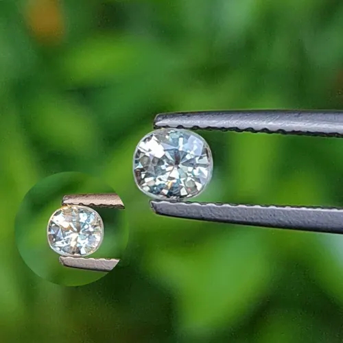พลอยอเล็กซานไดร์ (Natural Alexandrite Chrysoberyl)