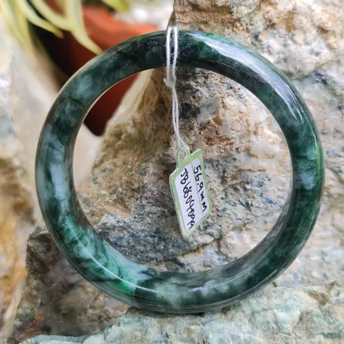 หยกแท้ Jadeite