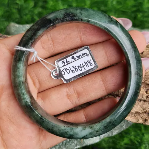 หยกแท้ Jadeite