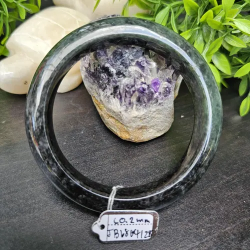 หยกแท้ Jadeite