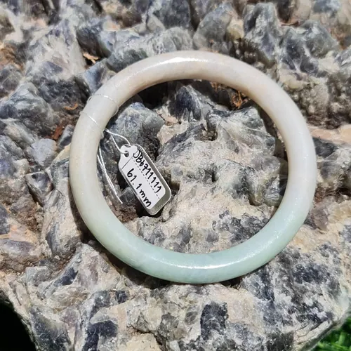 หยกแท้ Jadeite