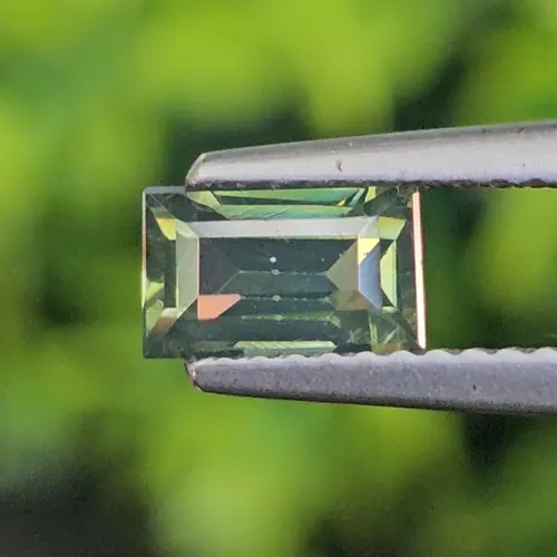 เพทาย Natural Zircon