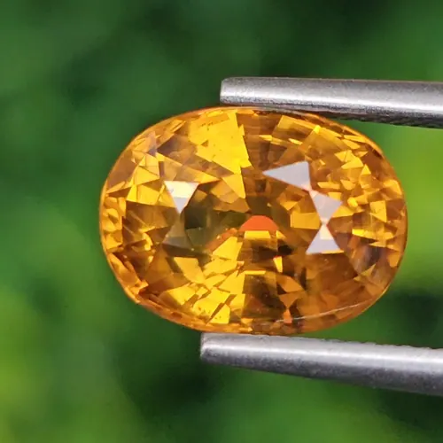 บุษราคัม (Yellow Sapphire)