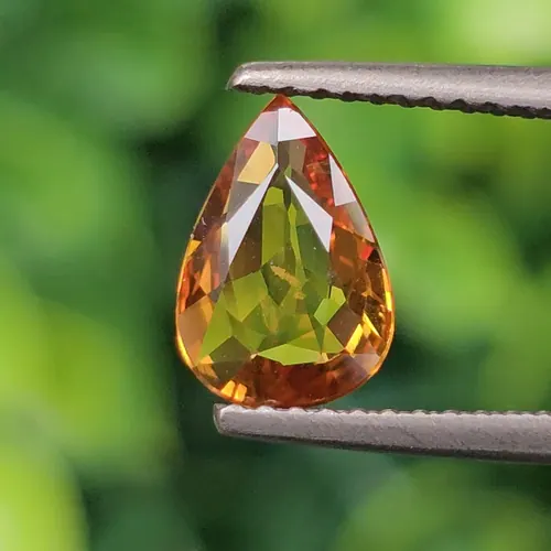 บุษราคัม Natural Yellow Sapphire