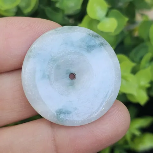 หยก Jadeite