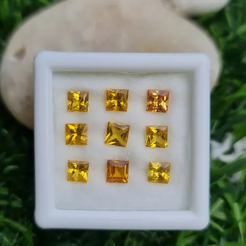 บุษราคัม Yellow Sapphire