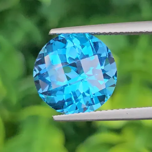 โทแพซ Topaz