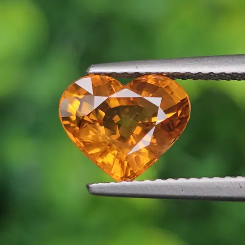 บุษราคัม (Yellow Sapphire)
