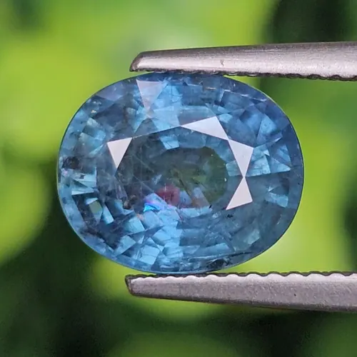 พลอย ไพลิน Blue-Green Sapphire