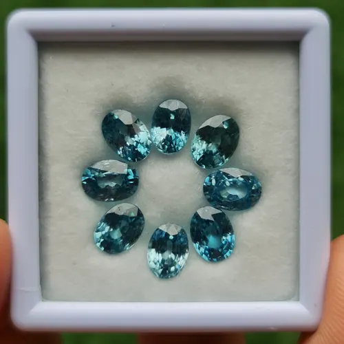 เพทาย Natural Zircon