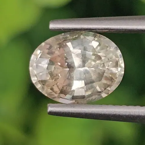 บุษราคัม Yellow Sapphire