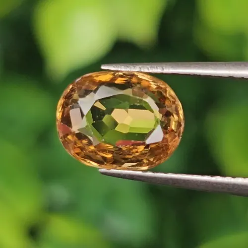 เพทาย Natural Zircon