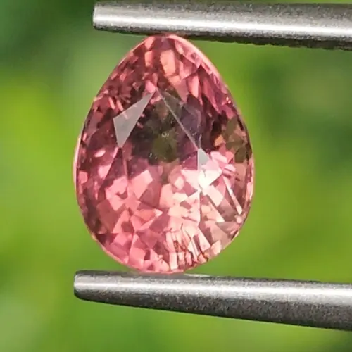 ทัวร์มาลีน Natural Tourmaline