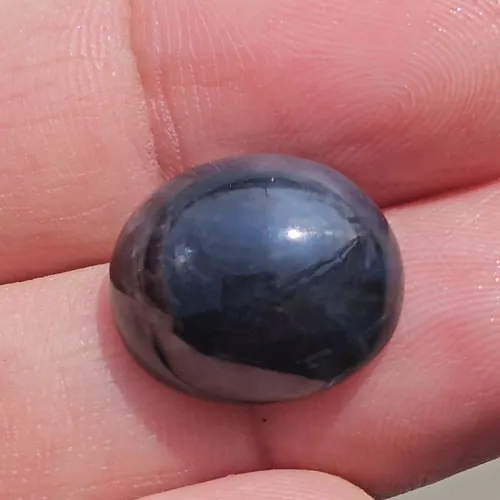แบล็ค สตาร์ แซฟไฟร์ Natural Star Sapphire