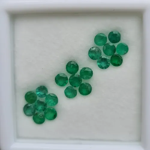 พลอย มรกต Natural Emerald