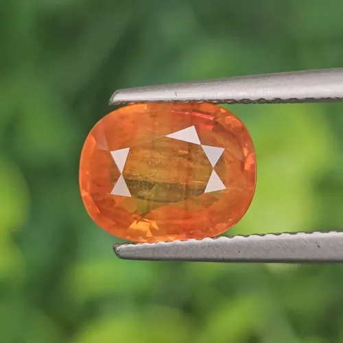 บุษราคัม (Yellow Sapphire)