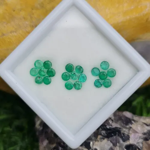 พลอย มรกต Natural Emerald