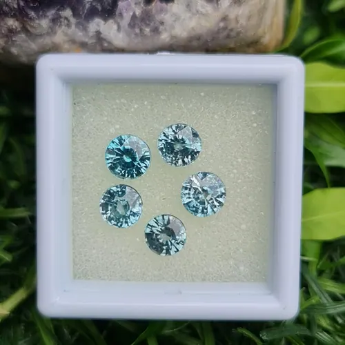 เพทาย Natural Zircon