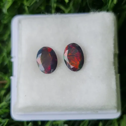 พลอย โอปอล Opal