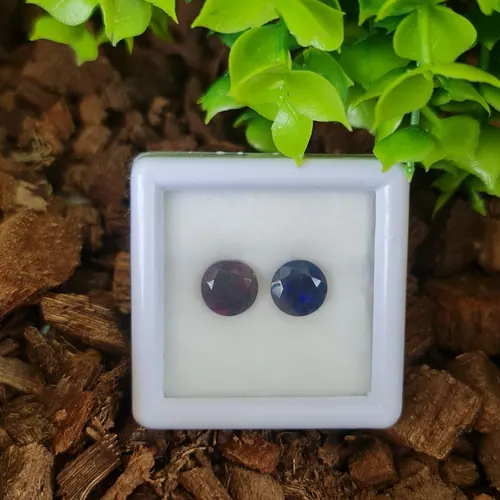 พลอย โอปอล Opal