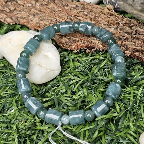 หยก Jadeite
