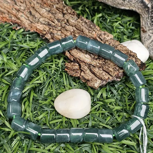หยก Jadeite