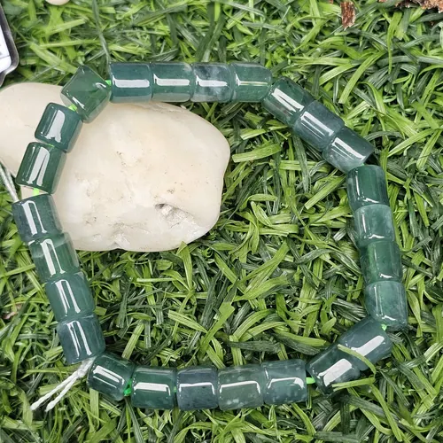 หยก Jadeite