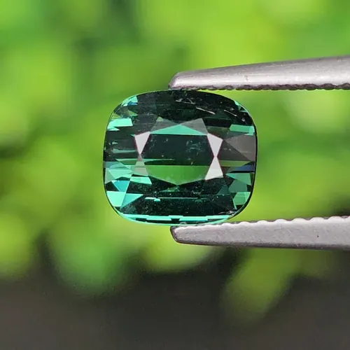 ทัวร์มาลีน Natural Tourmaline