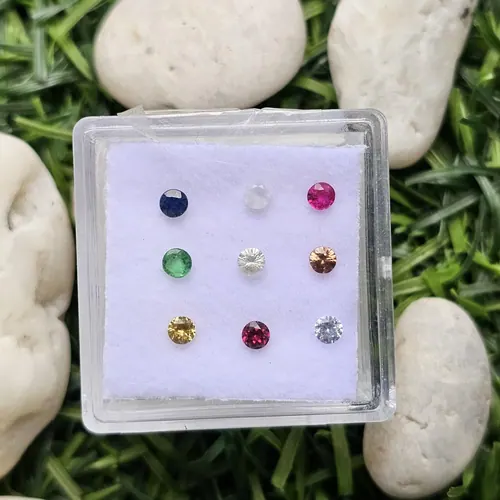 นพเก้า (Nine Gems)