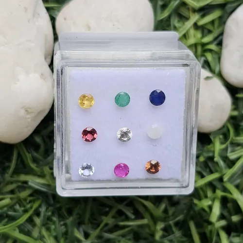 นพเก้า (Nine Gems)