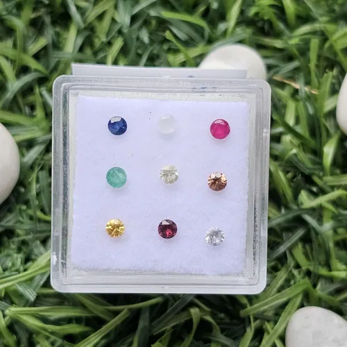 นพเก้า (Nine Gems)