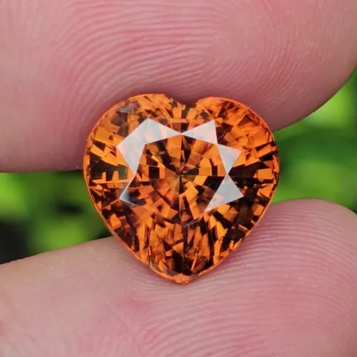 เพทาย Natural Zircon