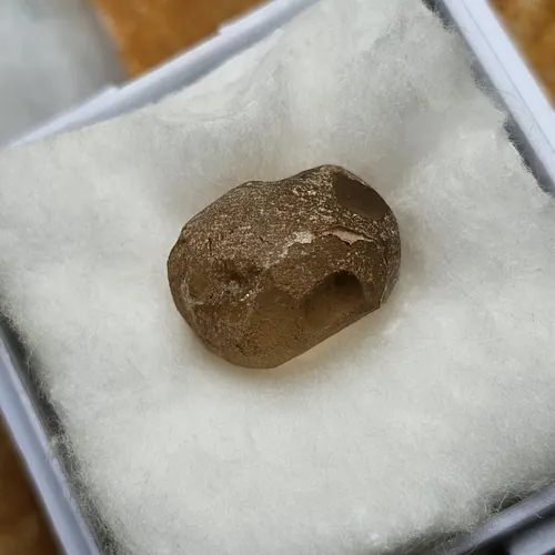 เพทาย Natural Zircon